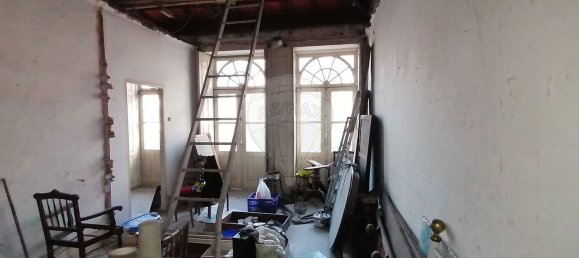 180m² Building in Vila Nova de Gaia, Portugal No. 116435 9