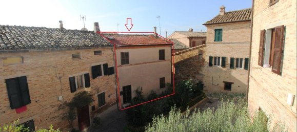 4 bedrooms House in Montecosaro, Italy No. 351497 2