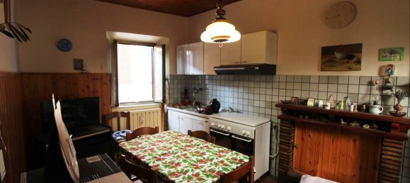 4 bedrooms House in Montecosaro, Italy No. 351497 10