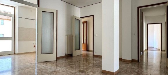 6-Zimmer Wohnung in Udine, Italy, Nr. 276291 6