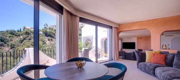 3 bedrooms Villa in Marbella, Spain No. 4712 9