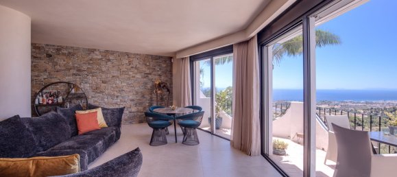 3 bedrooms Villa in Marbella, Spain No. 4712 5