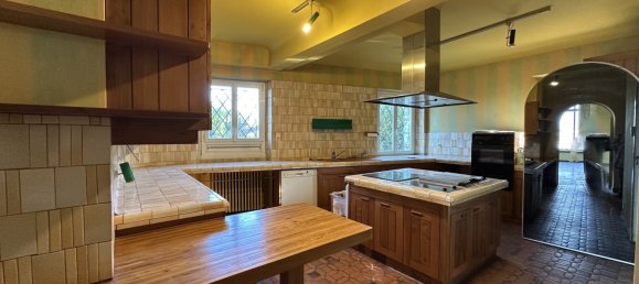 10 bedrooms Villa in Saint-Jean-de-Luz, France No. 298018 11