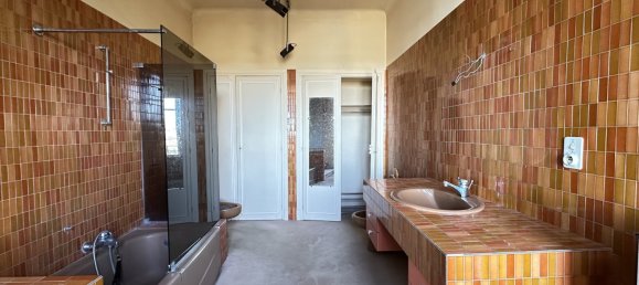 10 bedrooms Villa in Saint-Jean-de-Luz, France No. 298018 14