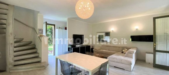 Villa de 3 dormitorios en Polpenazze del Garda, Italy No. 296799 10