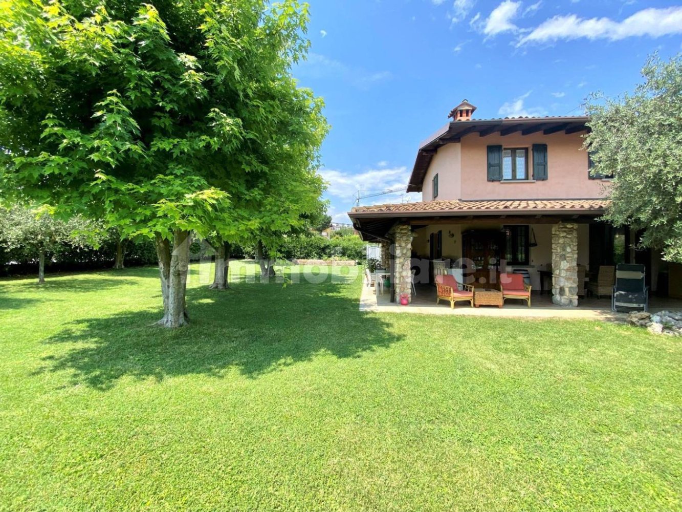 Villa de 3 dormitorios en Polpenazze del Garda, Italy No. 296799