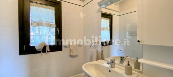 Villa de 3 dormitorios en Polpenazze del Garda, Italy No. 296799 23