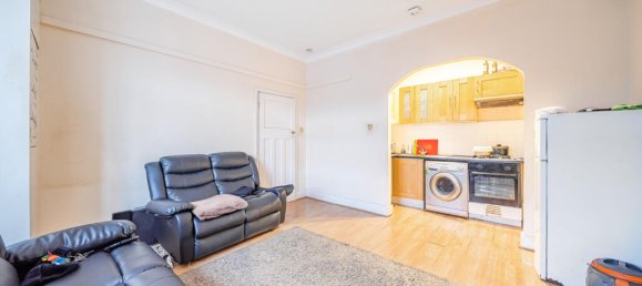 1 bedroom Apartment in London, United Kingdom No. 7701 3