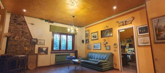 6 rooms Villa in Capannori, Italy No. 112610 5