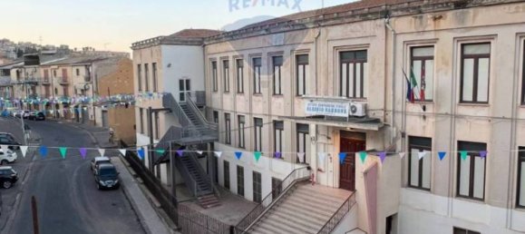 3 bedrooms House in Caltagirone, Italy No. 274592 6