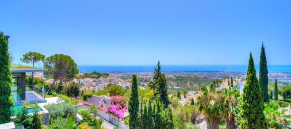 5 bedrooms Villa in El Madronal, Spain No. 19539 17