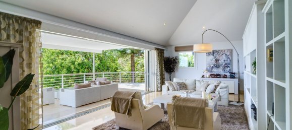 5 bedrooms Villa in El Madronal, Spain No. 19539 9