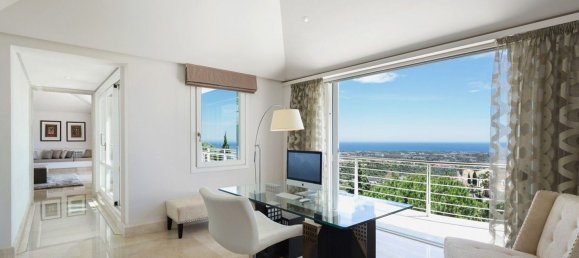 5 bedrooms Villa in El Madronal, Spain No. 19539 28