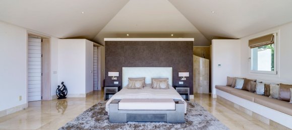 5 bedrooms Villa in El Madronal, Spain No. 19539 21