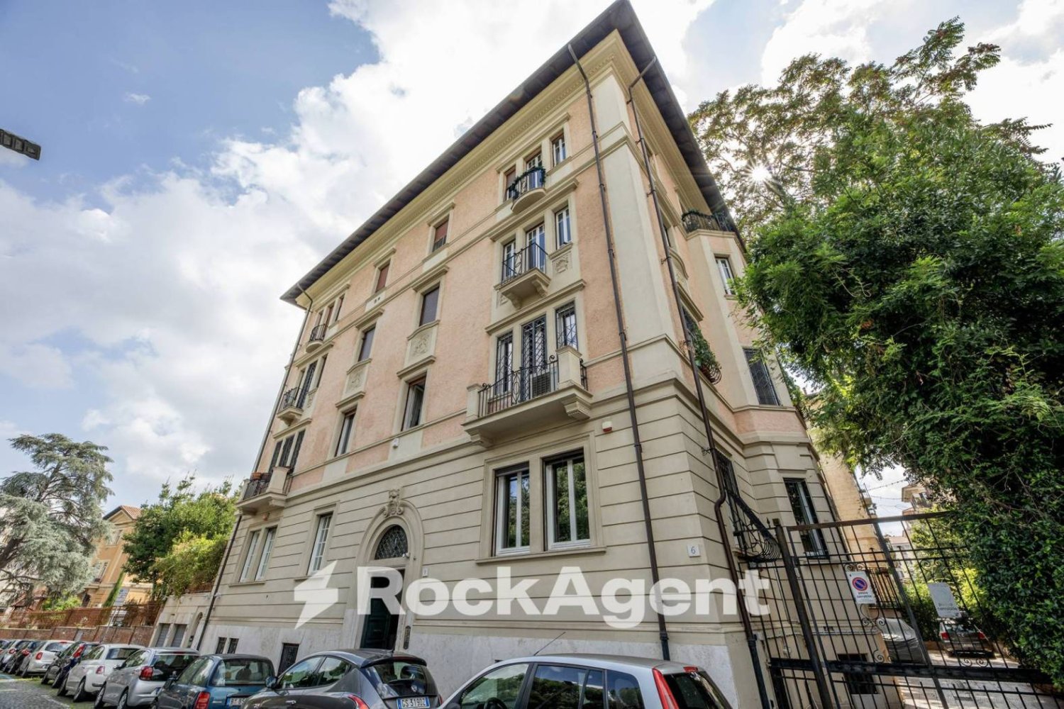 1 bedroom Apartment in Rome, Italy No. 304869
