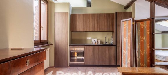 1 bedroom Apartment in Rome, Italy No. 304869 4