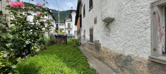 4 bedrooms House in Domegge di Cadore, Italy No. 299679 2