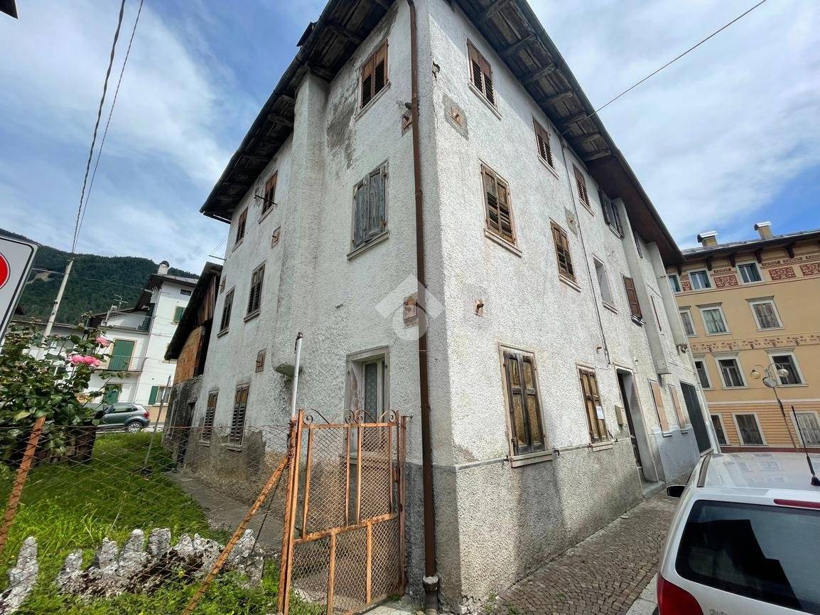 4 bedrooms House in Domegge di Cadore, Italy No. 299679