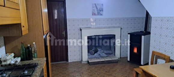 2 Schlafzimmer Haus in Colle d'Anchise, Italy, Nr. 77369 8