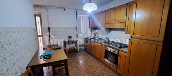 2 Schlafzimmer Haus in Colle d'Anchise, Italy, Nr. 77369 5