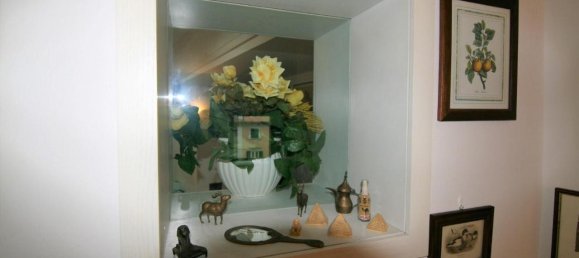 4 rooms Apartment in Carrara, Italy No. 123319 9