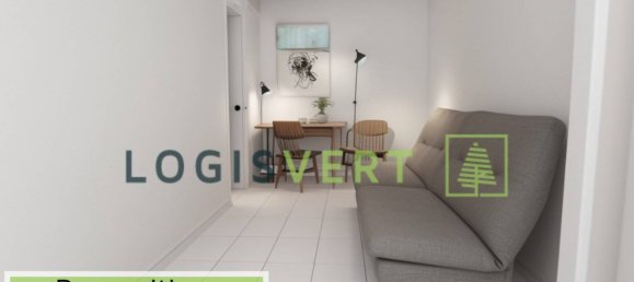 Studio in Palaiseau, France No. 164803 2