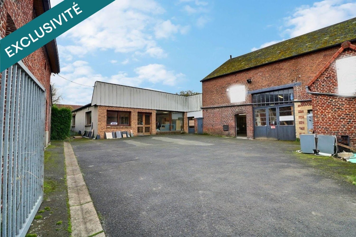 975m² Commercial property in Le Quesnoy, France No. 157593