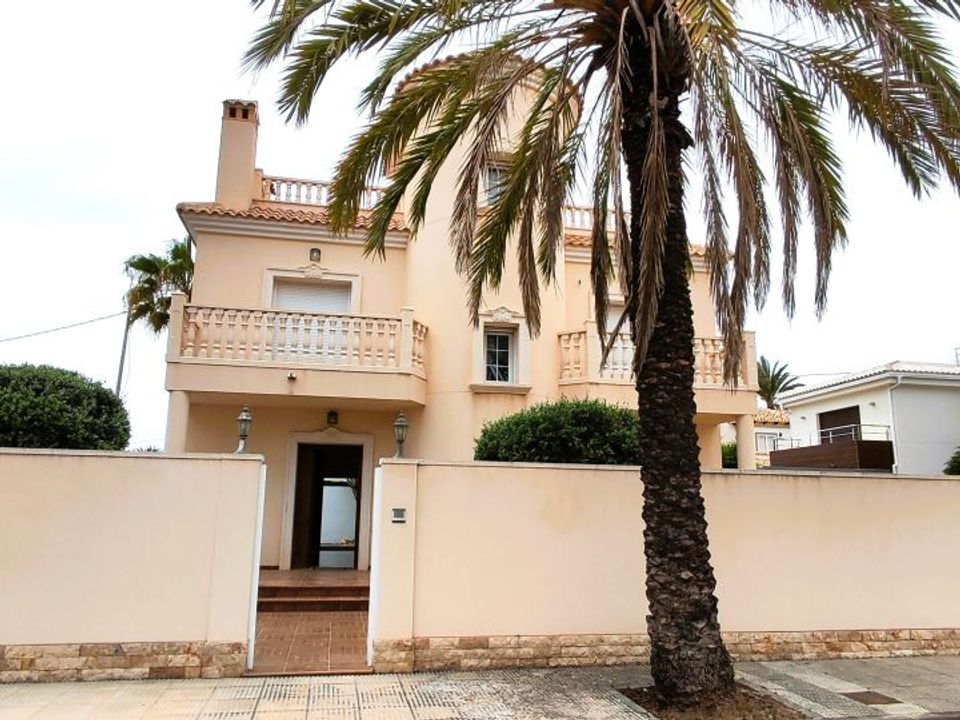 Villa T4 em Cabo Roig, Spain N.º 184748