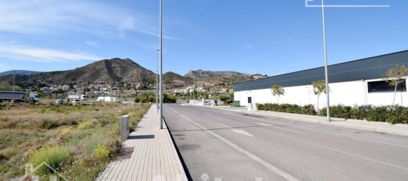 1152m² Office in La Vall d'Uixo, Spain No. 32054 49