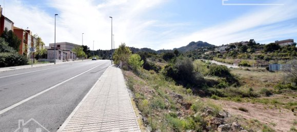 1152m² Office in La Vall d'Uixo, Spain No. 32054 37