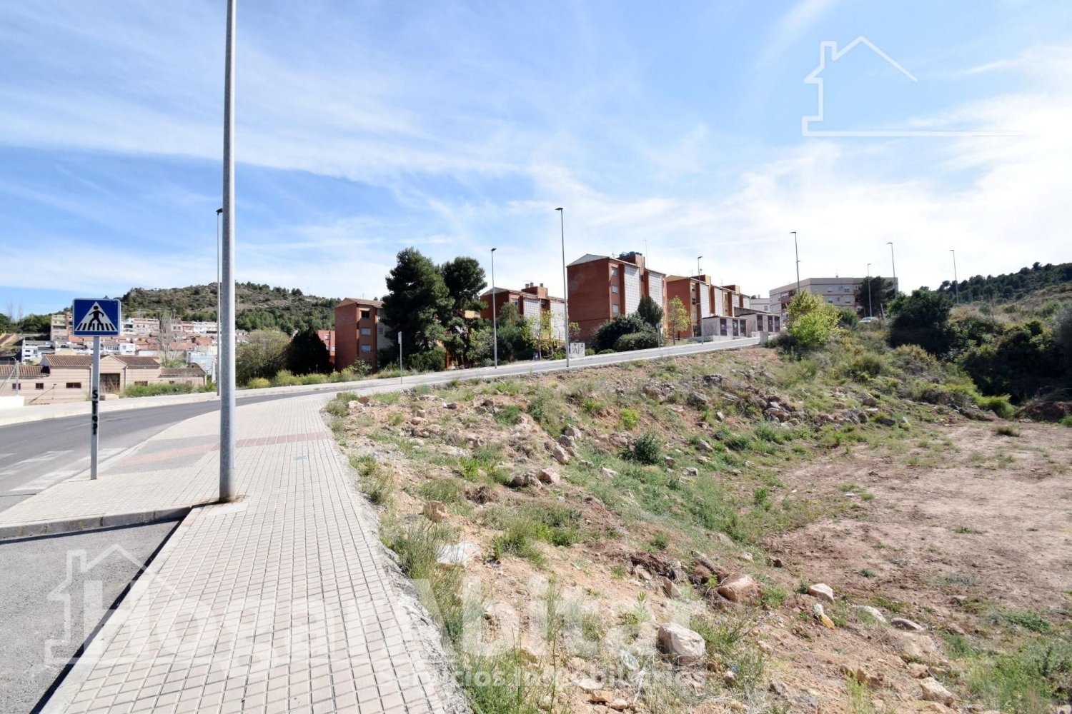 1152m² Office in La Vall d'Uixo, Spain No. 32054
