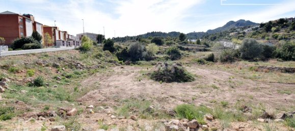 1152m² Office in La Vall d'Uixo, Spain No. 32054 2