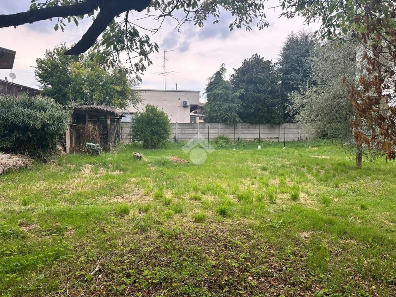 600m² Land in Verano Brianza, Italy No. 283194