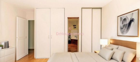 6 bedrooms House in Noisy-le-Roi, France No. 172765 20