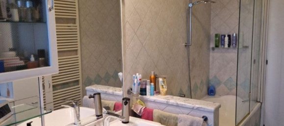 4 bedrooms Apartment in Udine, Italy No. 373256 2