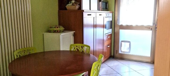4 bedrooms Apartment in Udine, Italy No. 373256 15