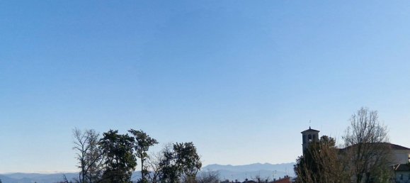 4 bedrooms Apartment in Udine, Italy No. 373256 8