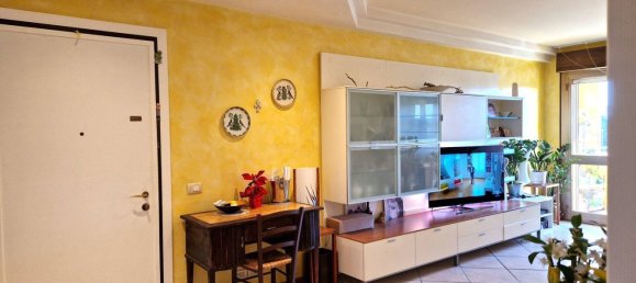 4 bedrooms Apartment in Udine, Italy No. 373256 9