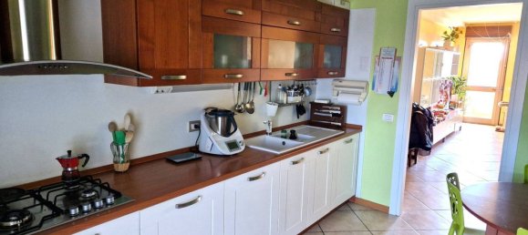 4 bedrooms Apartment in Udine, Italy No. 373256 13