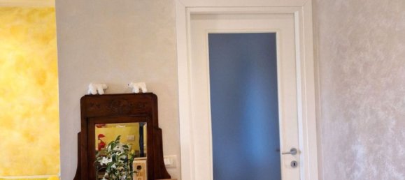 4 bedrooms Apartment in Udine, Italy No. 373256 12