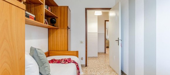 5-salle Appartement à Volterra, Italy No. 51236 30