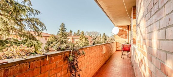 5-salle Appartement à Volterra, Italy No. 51236 38