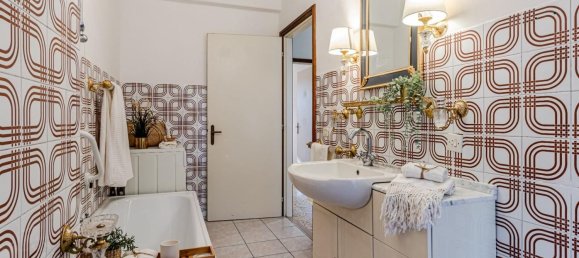 5-salle Appartement à Volterra, Italy No. 51236 48