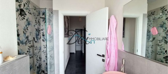 4 rooms Apartment in Montecarlo, Italy No. 132937 20