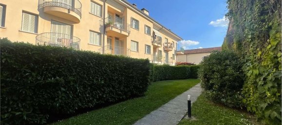 2 Schlafzimmer Penthouse in Meda, Italy, Nr. 361148 9