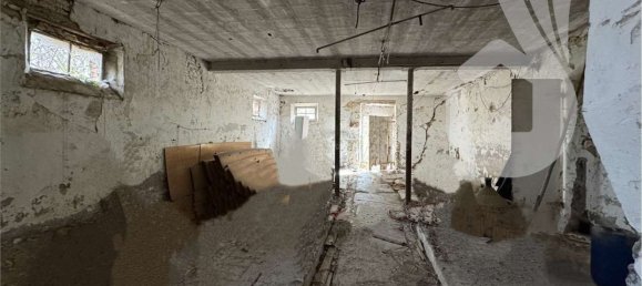 8-Zimmer Haus in Agugliano, Italy, Nr. 87452 2