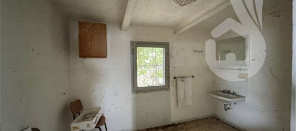 8-Zimmer Haus in Agugliano, Italy, Nr. 87452 4