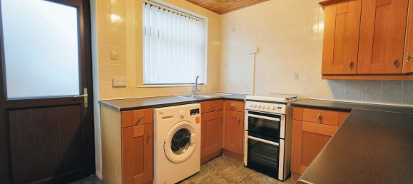 3 bedrooms House in Warrington, United Kingdom No. 2194 8