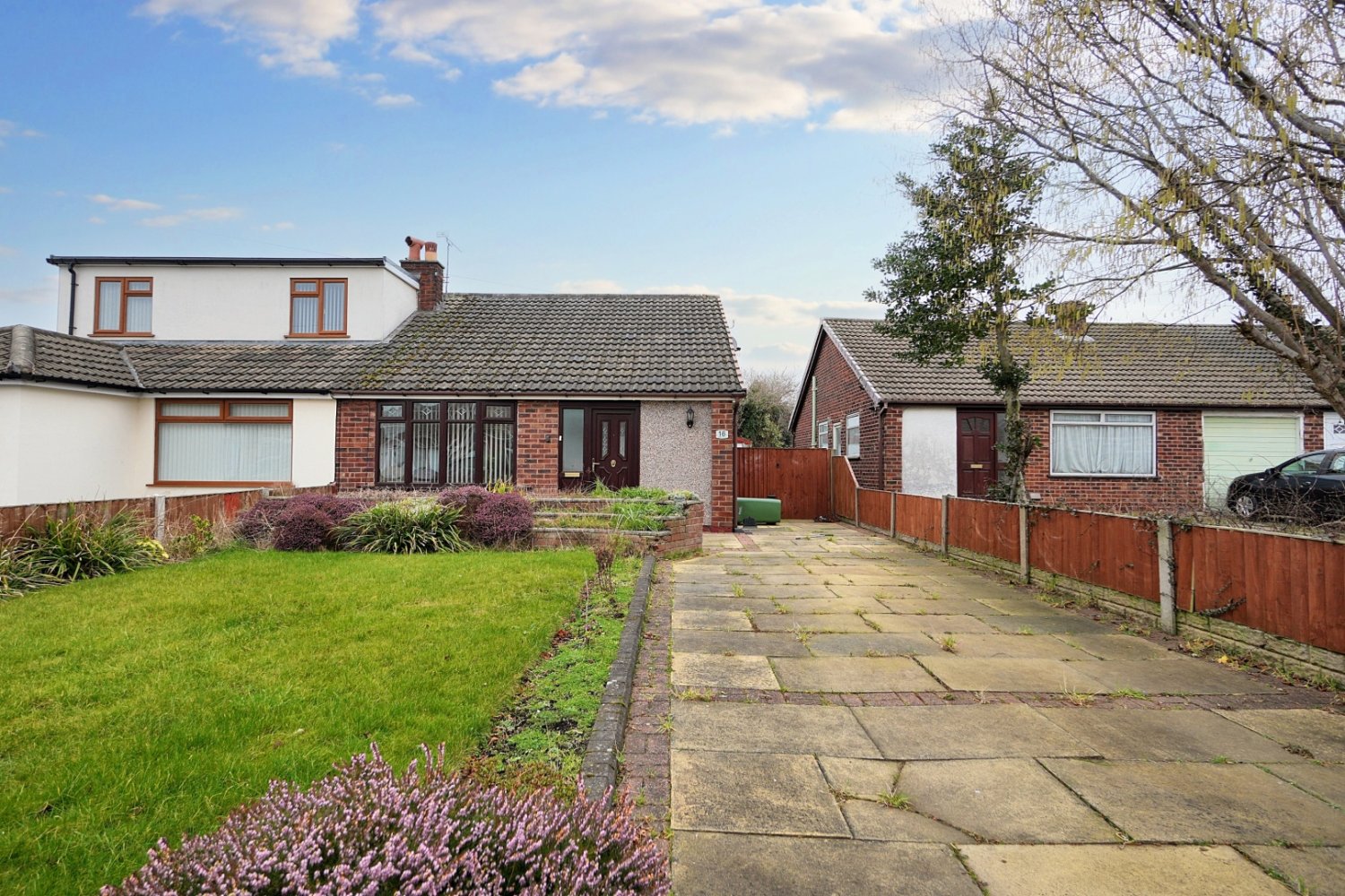 3 bedrooms House in Warrington, United Kingdom No. 2194