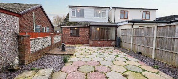 3 bedrooms House in Warrington, United Kingdom No. 2194 14